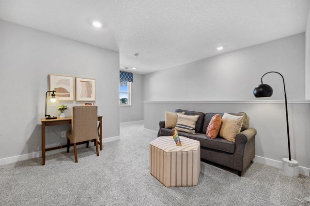 2021 Aquarius Drive, Shakopee, MN 55379