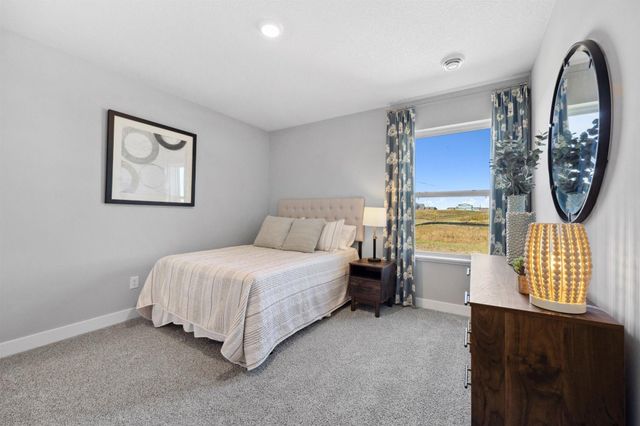 2021 Aquarius Drive, Shakopee, MN 55379