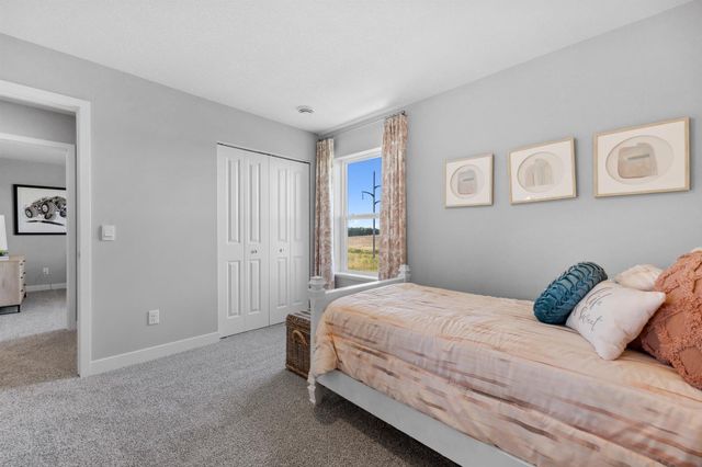 2021 Aquarius Drive, Shakopee, MN 55379