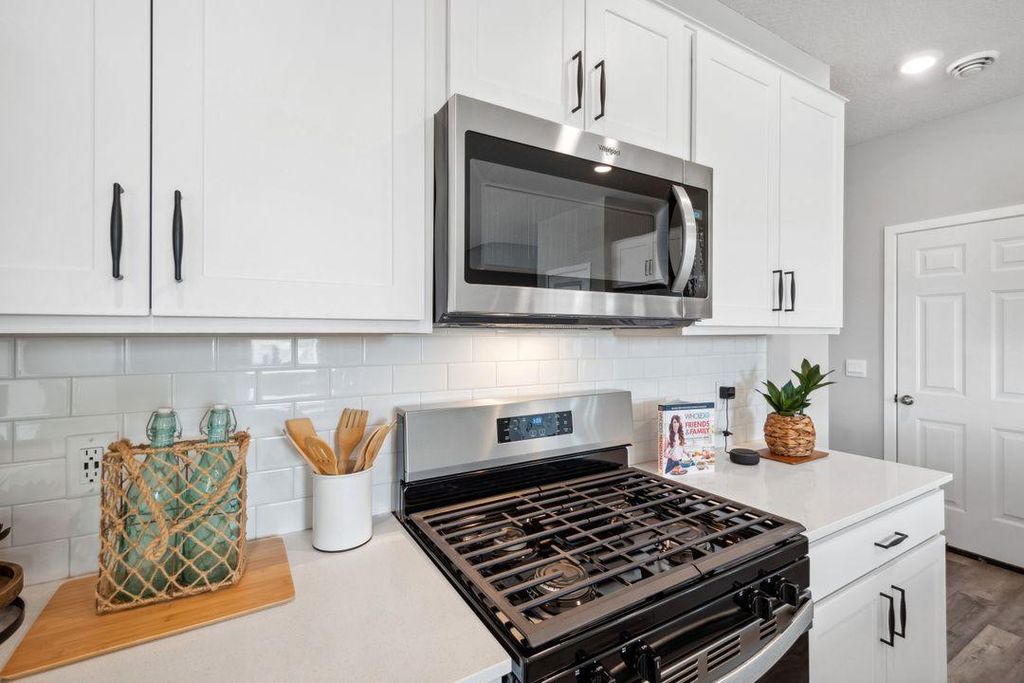 2021 Aquarius Drive, Shakopee, MN 55379 — photo 4