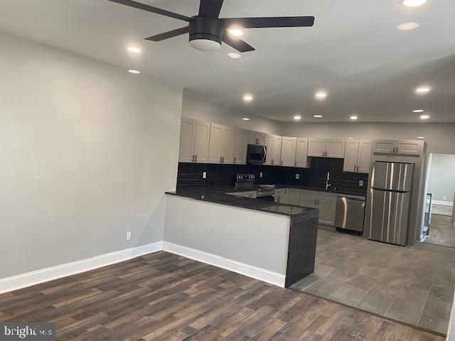 182 DUPONT ST, Philadelphia, PA 19127