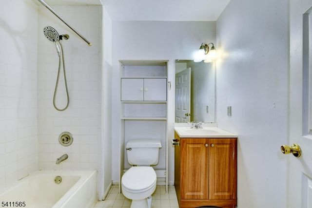 268 Dorset Ct, Piscataway Twp., NJ 08854