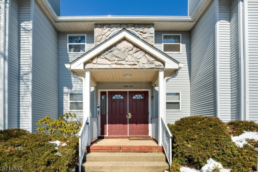 268 Dorset Ct, Piscataway Twp., NJ 08854