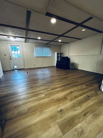 710 Lakeview Avenue, North Mankato, MN 56003
