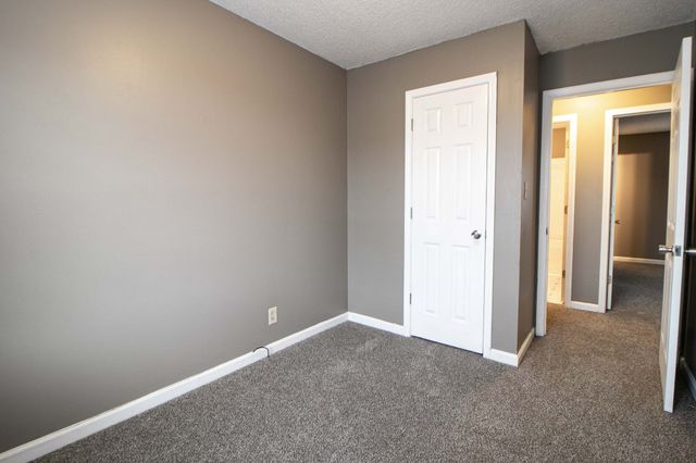 924 Van Buren Avenue, Oak Grove, KY 42262