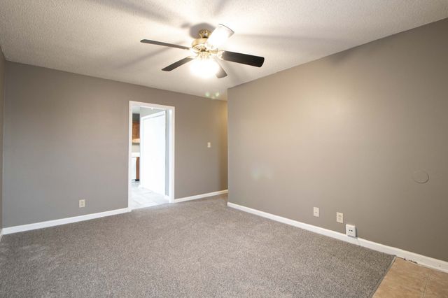 924 Van Buren Avenue, Oak Grove, KY 42262