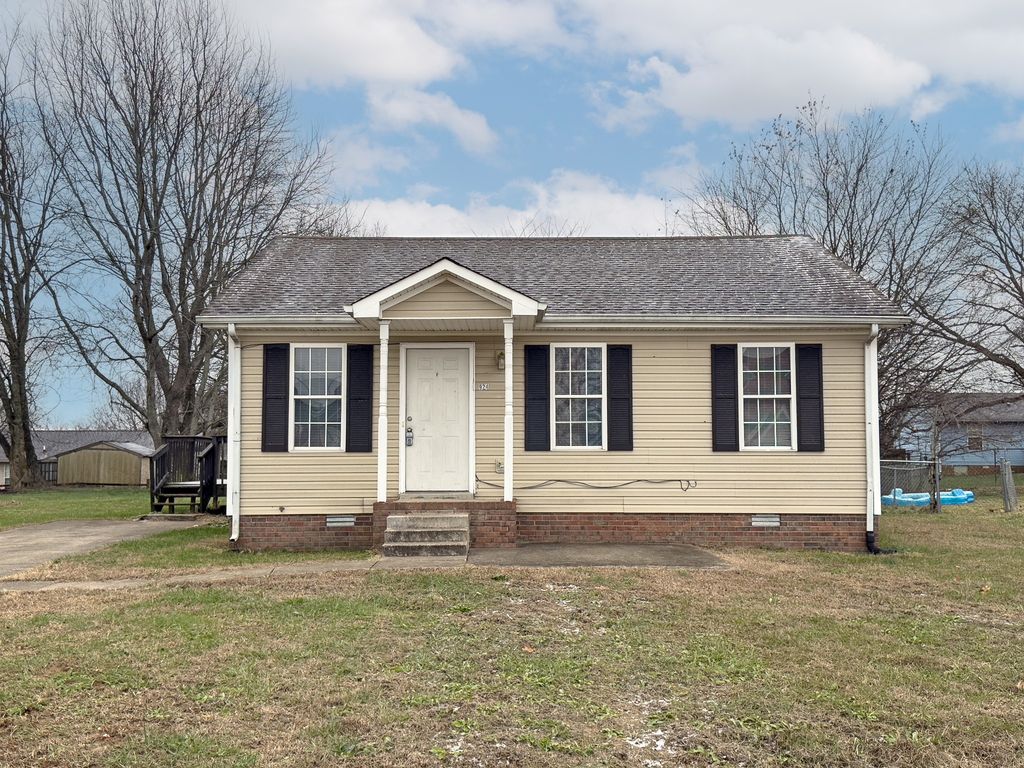 924 Van Buren Avenue, Oak Grove, KY 42262