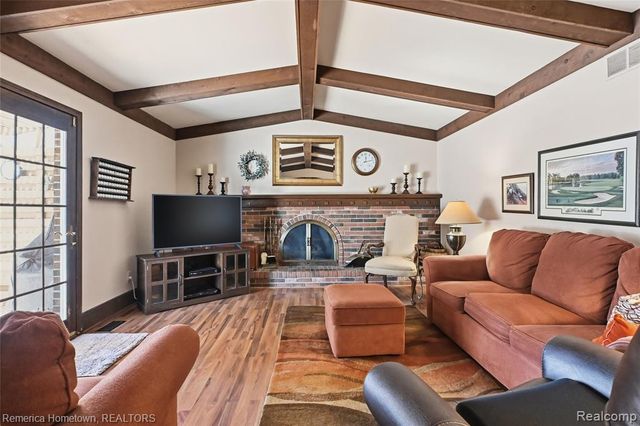 11335 Bellwood Drive, Plymouth, MI 48170