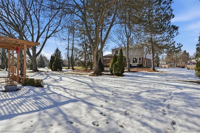 11335 Bellwood Drive, Plymouth, MI 48170