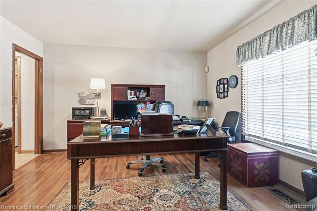 11335 Bellwood Drive, Plymouth, MI 48170