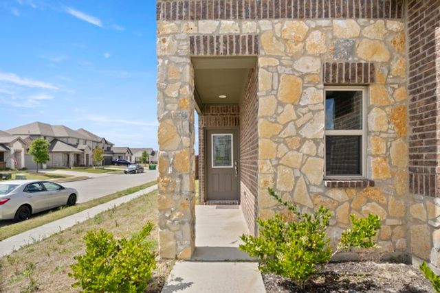 2118 River Pine Road, Forney, TX 75126