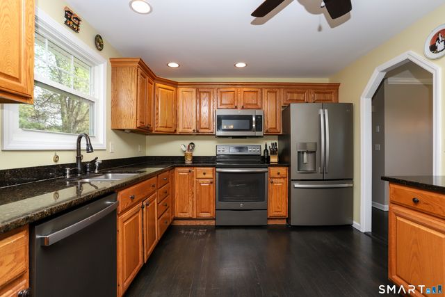 38 Quaker Ridge Road, Bethel, CT 06801