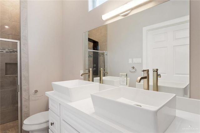 1127 Fairway Lane, Harlingen, TX 78552