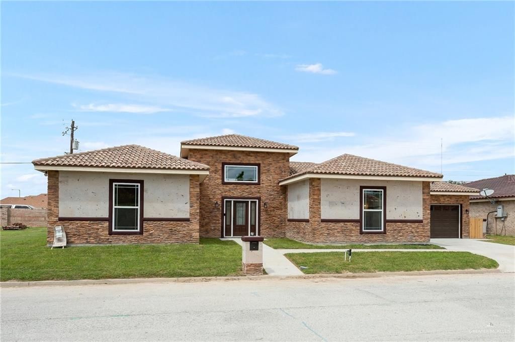 1127 Fairway Lane, Harlingen, TX 78552