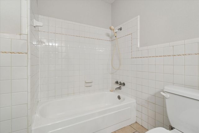 852 W Redbud Drive, Hurst, TX 76053