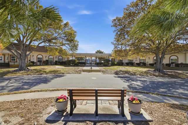 1632 S LAKE AVENUE 3, Clearwater, FL 33756