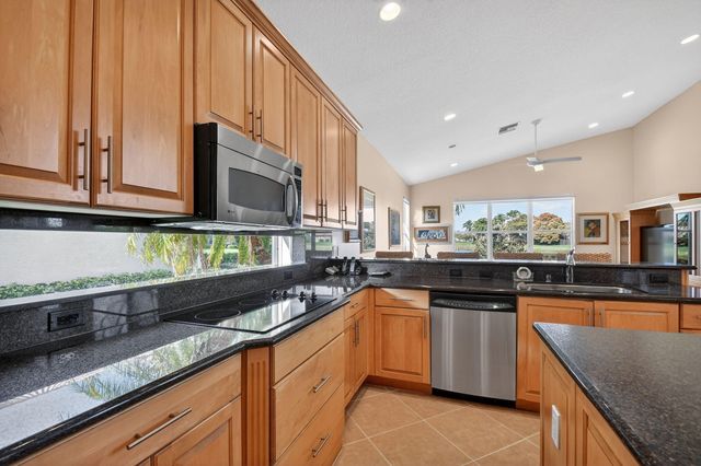 9689 Baywood Park Lane, Delray Beach, FL 33446