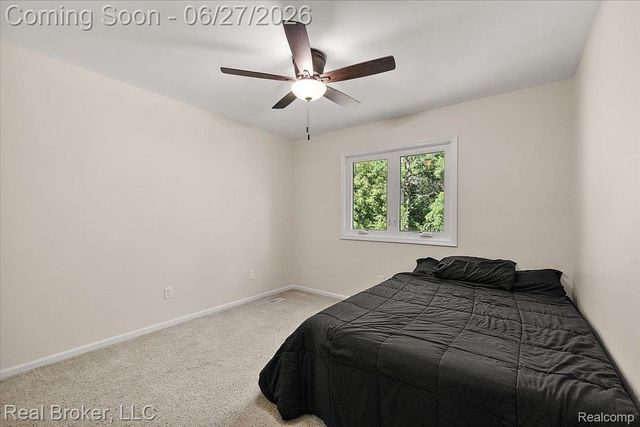 6180 Chad Court, Hamburg Township, MI 48116