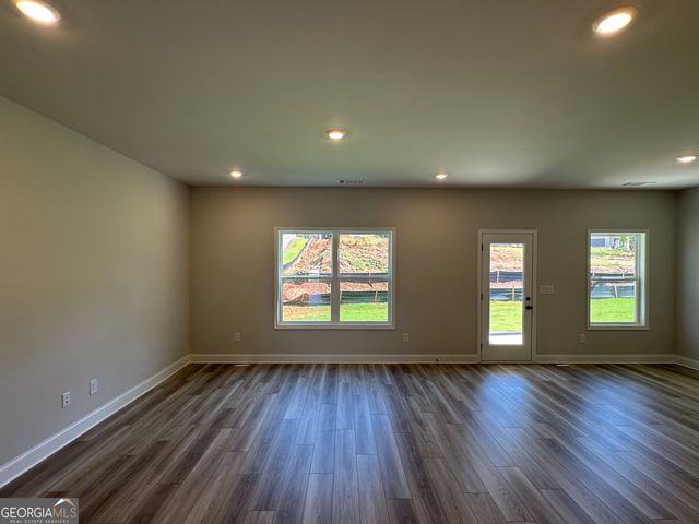 35 Butternut Way, Auburn, GA 30011