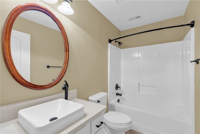 105 Bur Oak Drive, Taylors, SC 29687