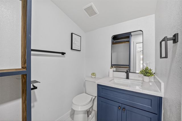 5719 Southwind Street, Houston, TX 77033