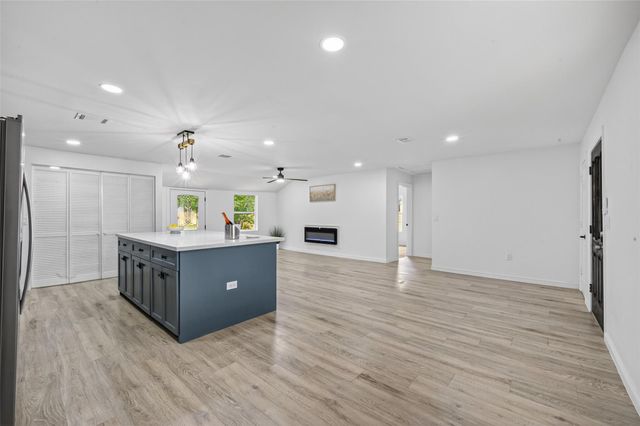 5719 Southwind Street, Houston, TX 77033