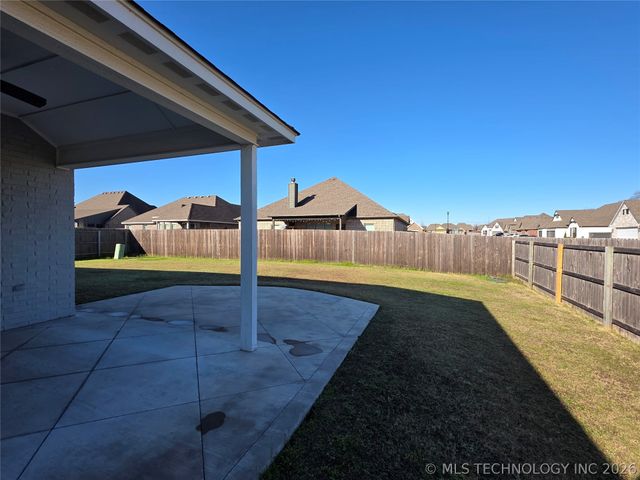 4310 S 179th East Avenue, Tulsa, OK 74134