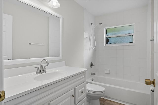 120 CORAL REEF COURT N B, Palm Coast, FL 32137