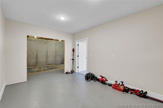3049 Bridlewood Lane, New Albany, IN 47150