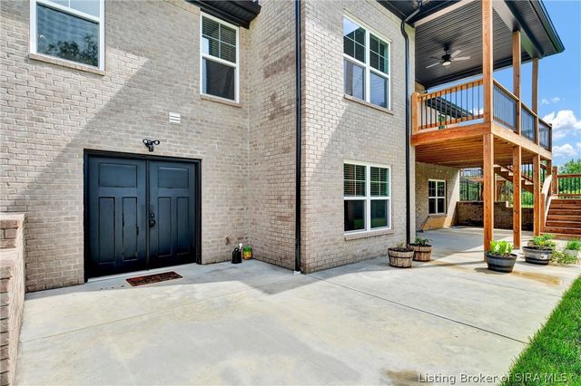 3049 Bridlewood Lane, New Albany, IN 47150