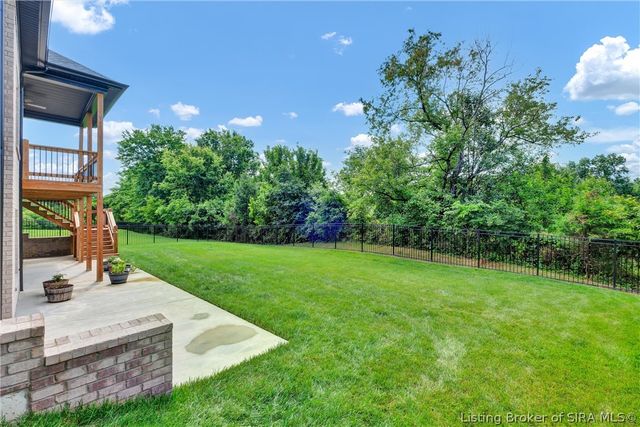 3049 Bridlewood Lane, New Albany, IN 47150