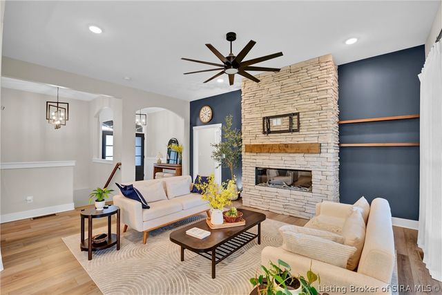 3049 Bridlewood Lane, New Albany, IN 47150