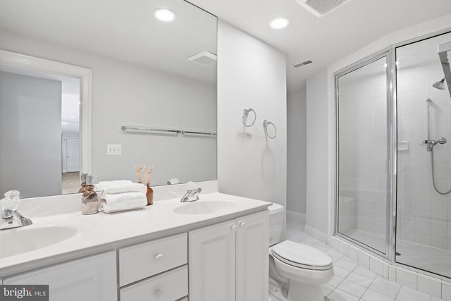 891 CHINQUAPIN RD, Mclean, VA 22102