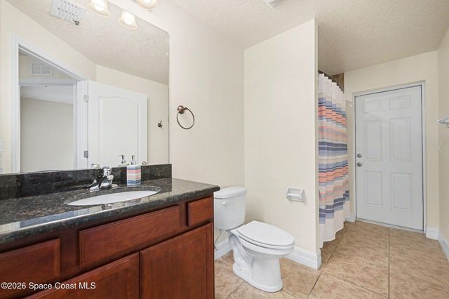 992 Coquina Street SE, Palm Bay, FL 32909