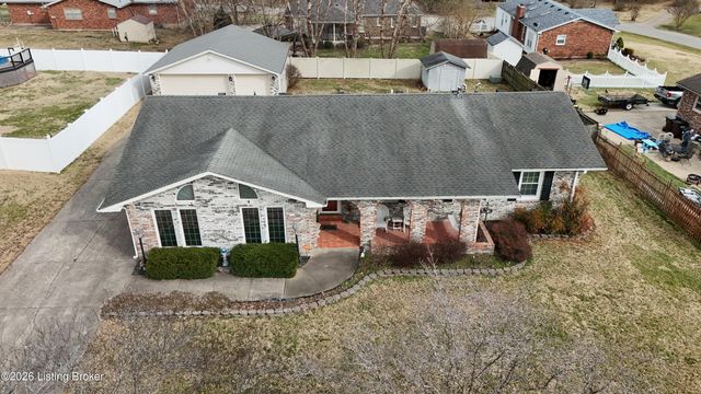 4903 Jerry Dr, Shepherdsville, KY 40165