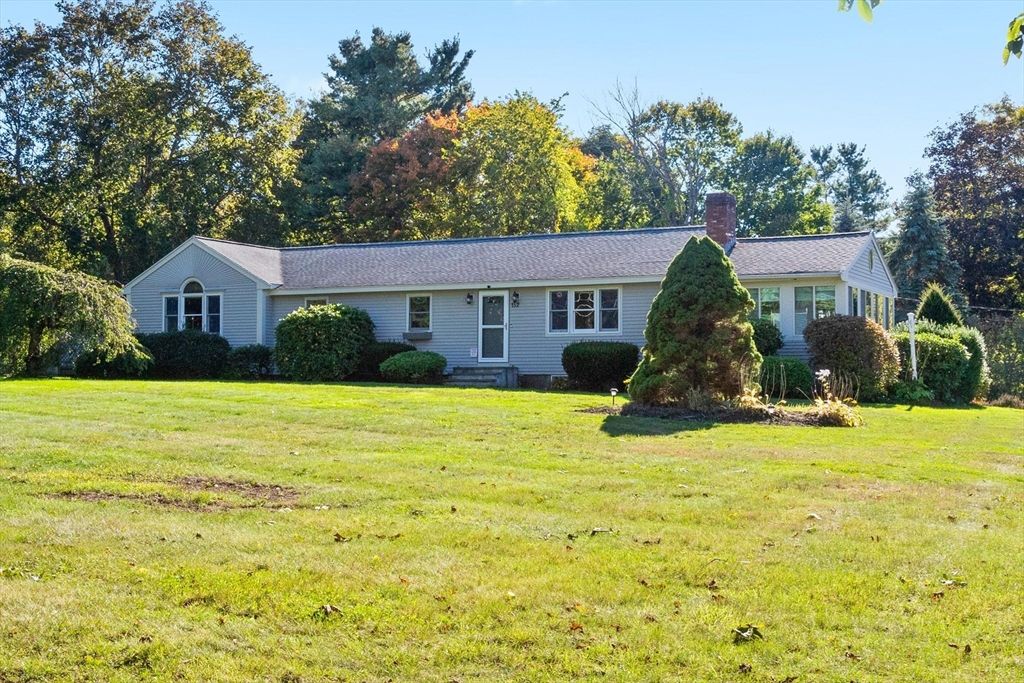 152 Coburn Rd, Berlin, MA 01503
