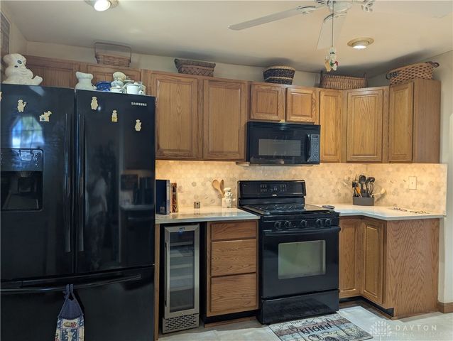1554 S Belmont Avenue, Springfield, OH 45505