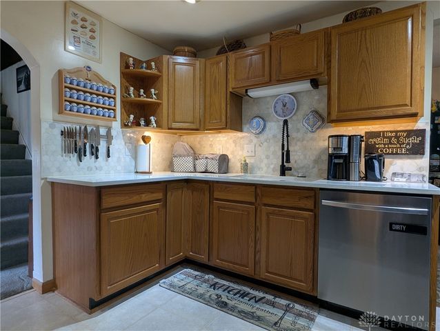 1554 S Belmont Avenue, Springfield, OH 45505
