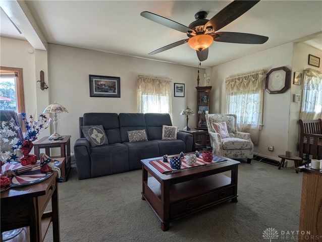 1554 S Belmont Avenue, Springfield, OH 45505