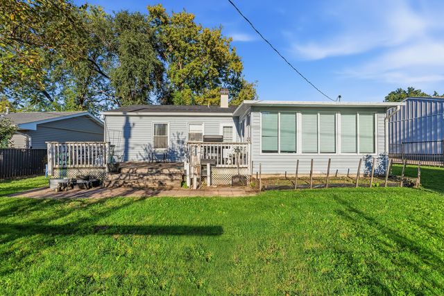 428 KENYON Avenue, Romeoville, IL 60446