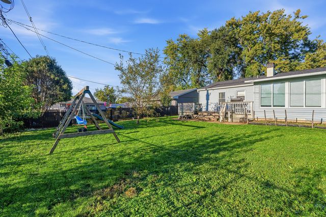 428 KENYON Avenue, Romeoville, IL 60446