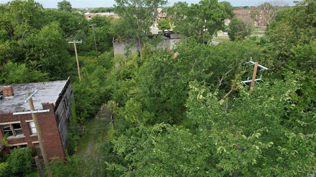 5631 Mckinley Street, Detroit, MI 48208