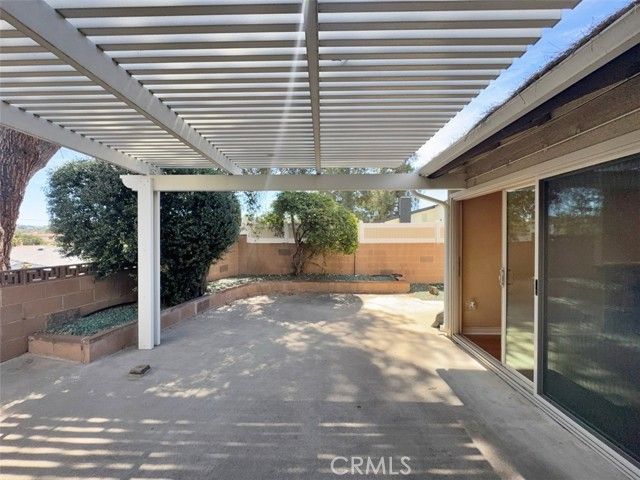 8811 Riderwood, Sunland (los Angeles), CA 91040