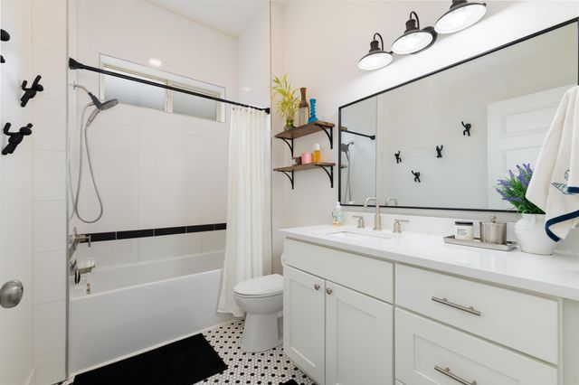 2080 Two Wood Drive, Grand Junction, CO 81507