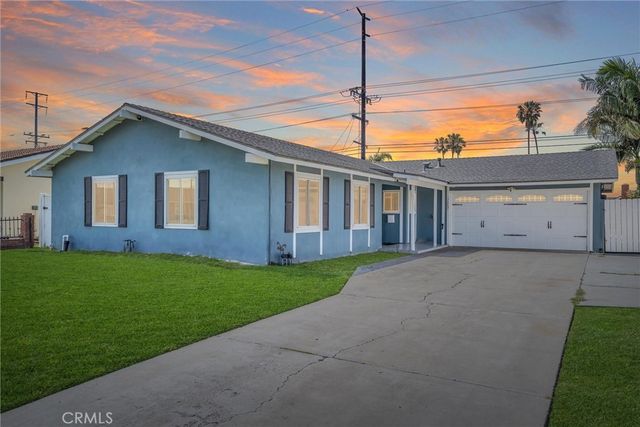 17267 Santa Isabel, Fountain Valley, CA 92708