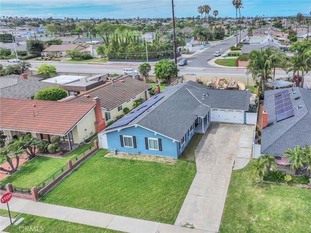 17267 Santa Isabel, Fountain Valley, CA 92708