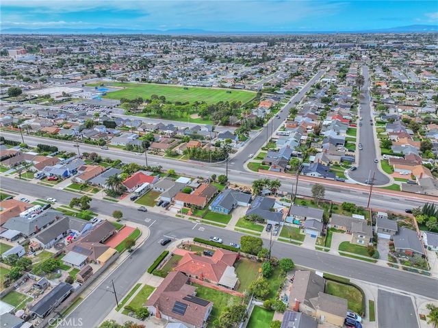 17267 Santa Isabel, Fountain Valley, CA 92708