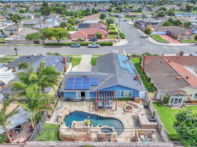 17267 Santa Isabel, Fountain Valley, CA 92708