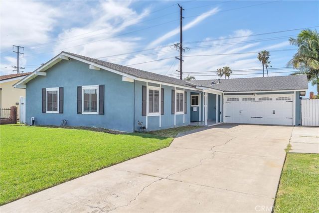 17267 Santa Isabel, Fountain Valley, CA 92708