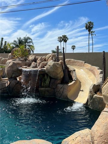 17267 Santa Isabel, Fountain Valley, CA 92708